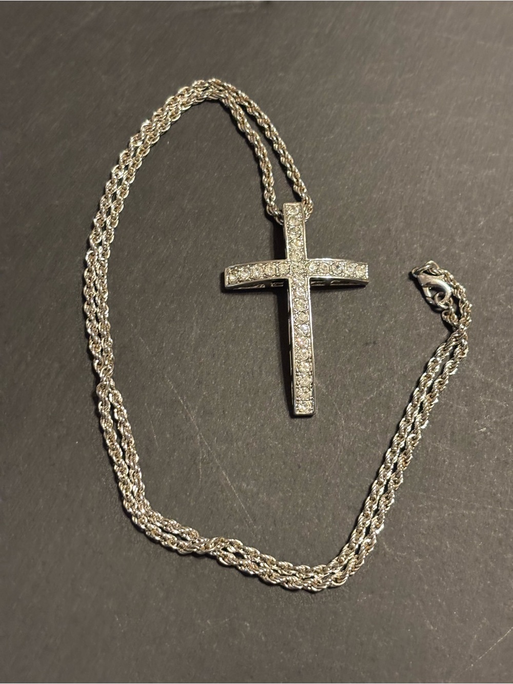 NWOT 24" Silver Tone Rhinestone Cross Pendant Necklace